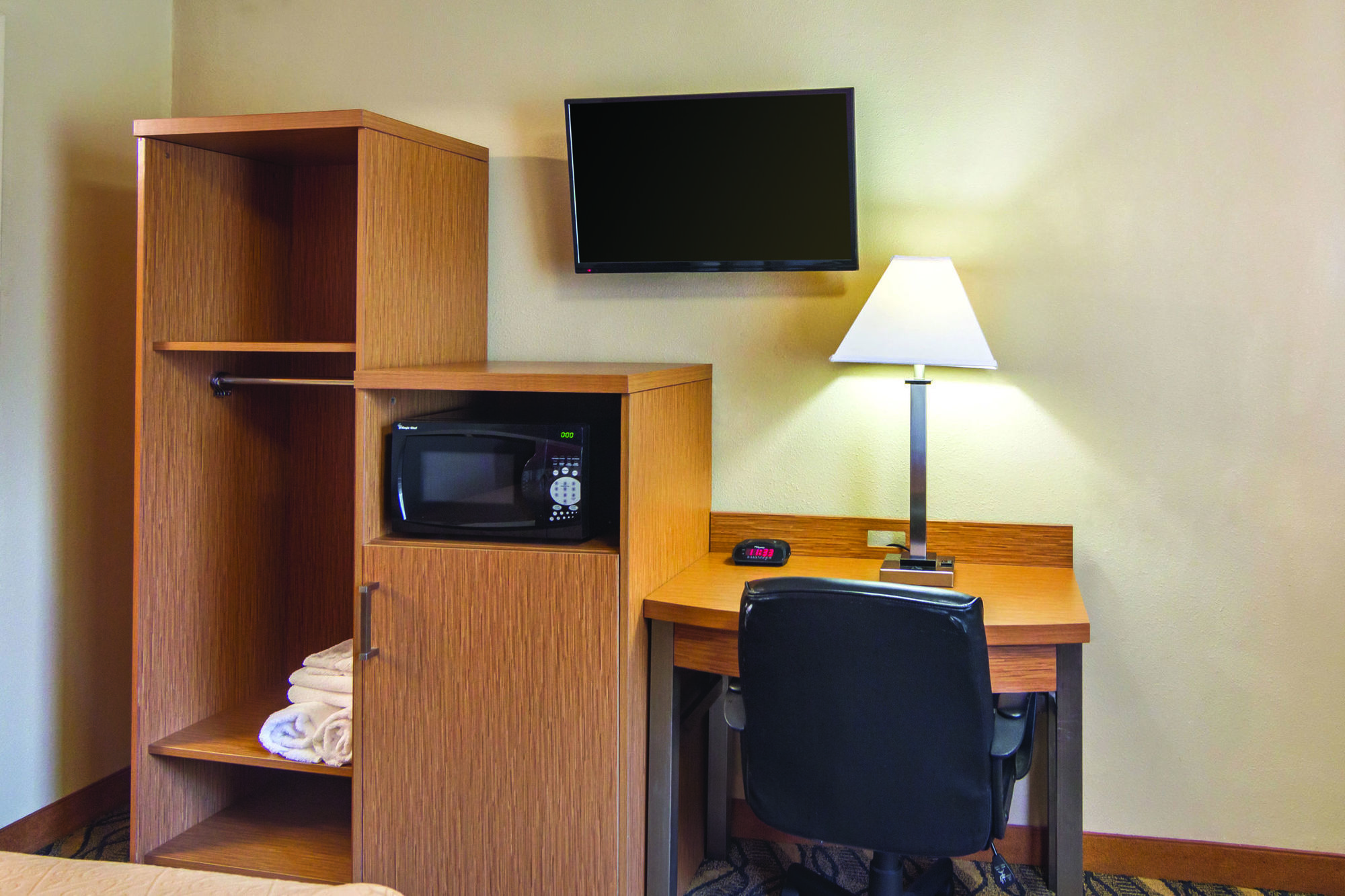 Days Inn & Suites By Wyndham Arlington Near Six Flags 部屋 写真