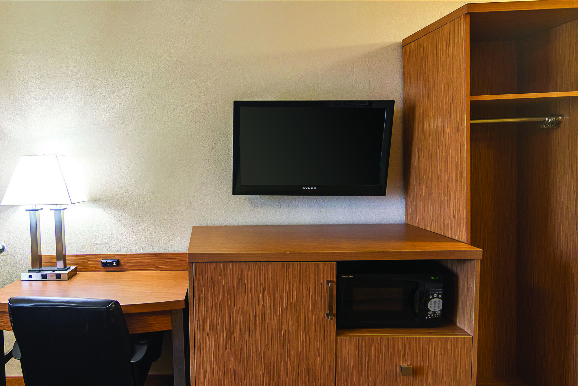 Days Inn & Suites By Wyndham Arlington Near Six Flags 部屋 写真