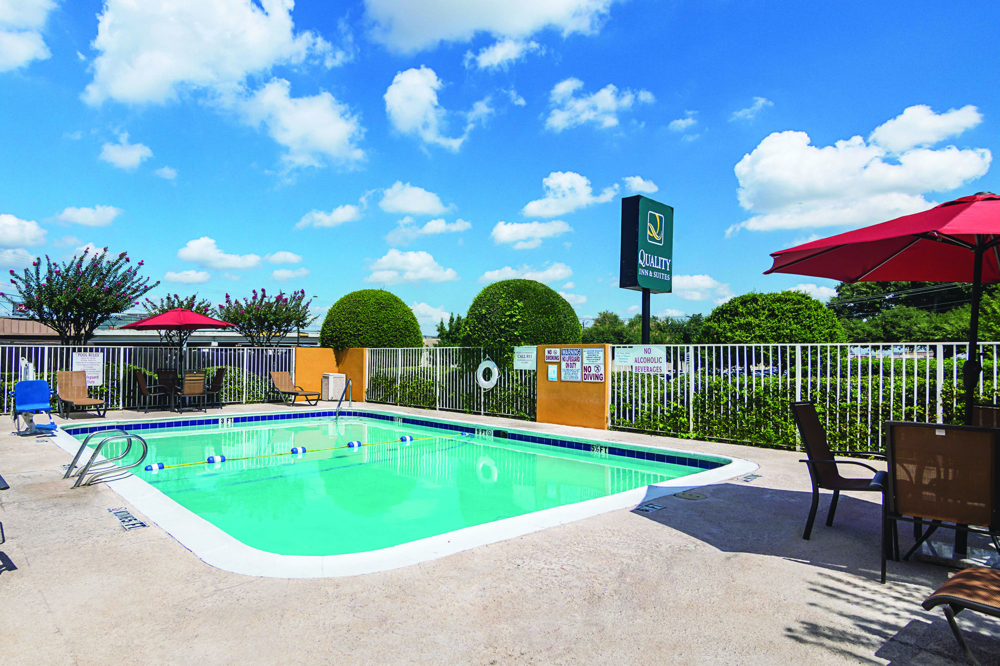 Days Inn & Suites By Wyndham Arlington Near Six Flags 設備 写真